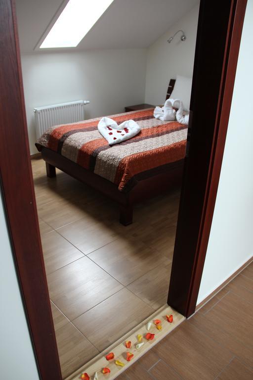 Gargzdu Pramogos Hotel Gargzdai Ngoại thất bức ảnh